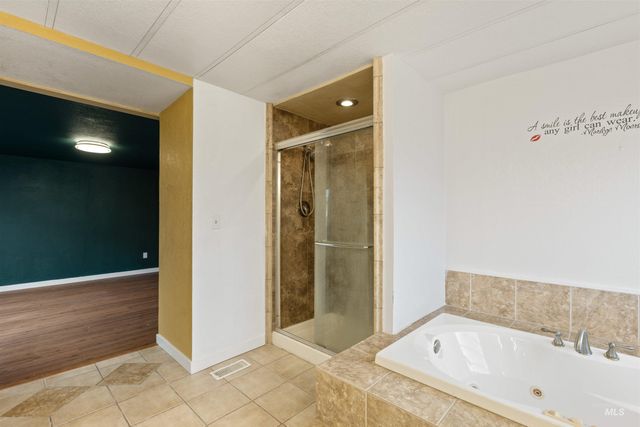 5339 W Boone Ct, Boise, ID 83705