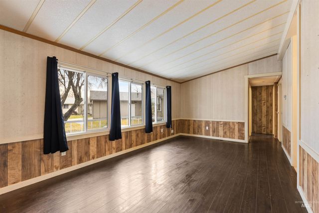 5339 W Boone Ct, Boise, ID 83705