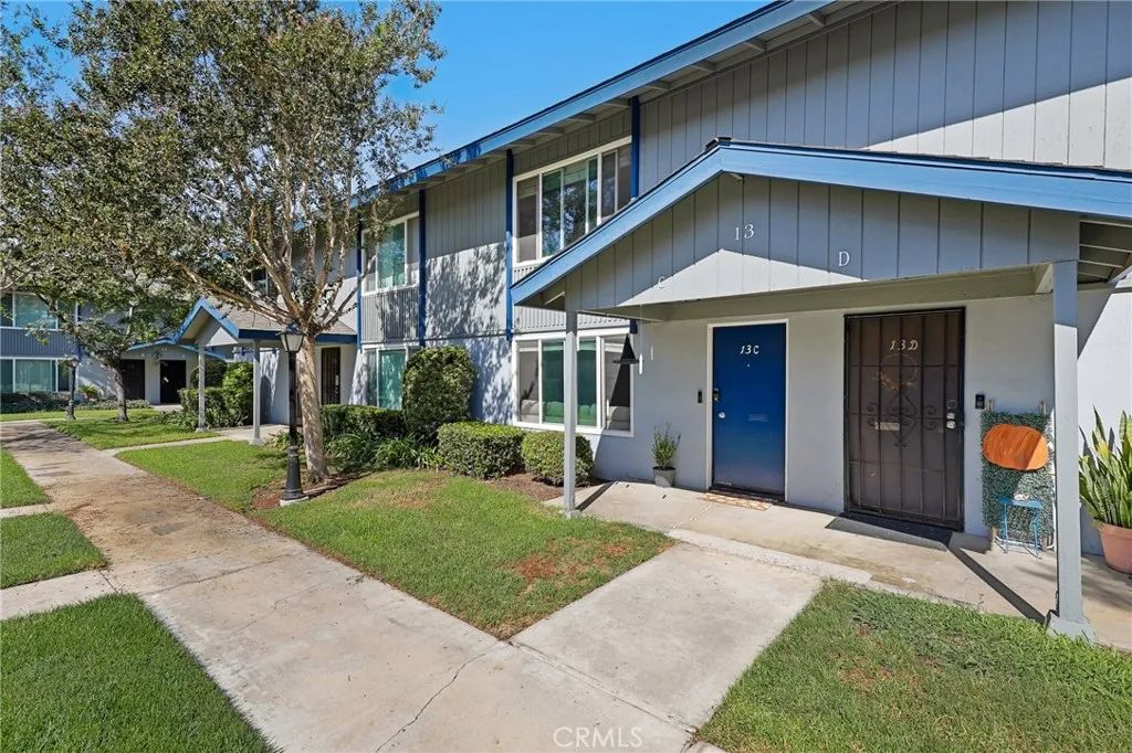 1107 W Memory Lane 13C, Santa Ana, CA 92706