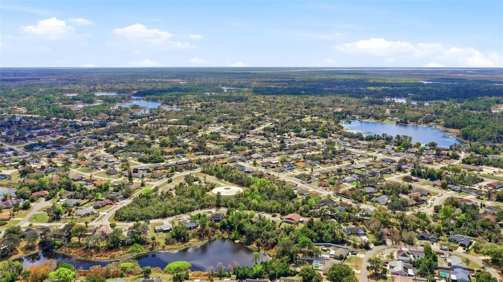 Image 19 of property listing at 2328 BRIMHALL COURT, Deltona, FL 32738