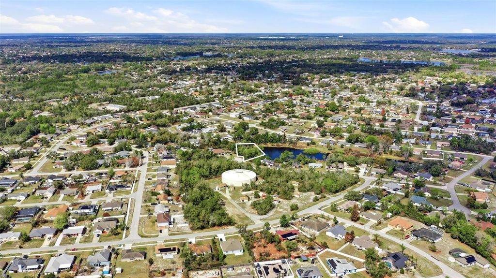 Image 22 of property listing at 2328 BRIMHALL COURT, Deltona, FL 32738