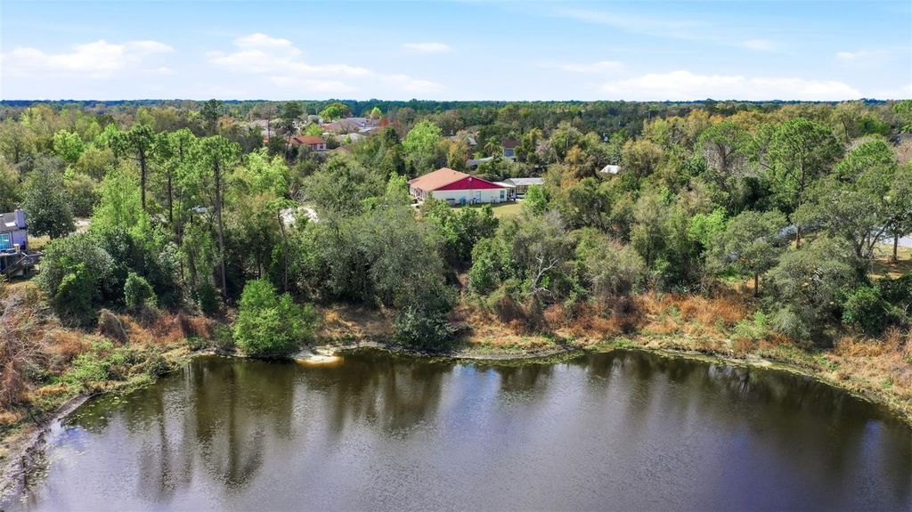 Image 8 of property listing at 2328 BRIMHALL COURT, Deltona, FL 32738