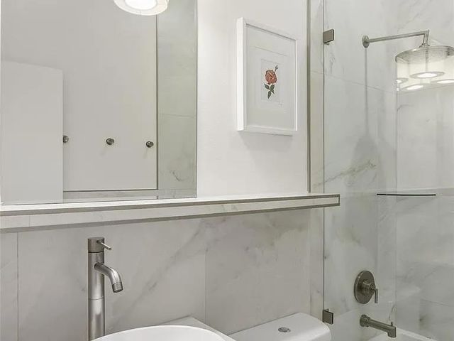 2211 Canterbury ST B, Austin, TX 78702