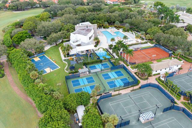 7081 Mallorca Crescent, Boca Raton, FL 33433