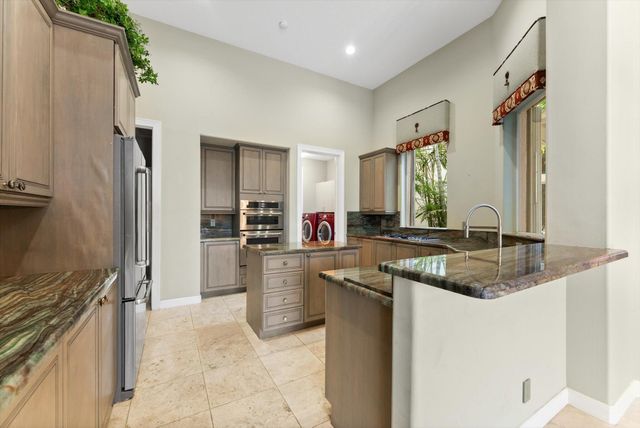 7081 Mallorca Crescent, Boca Raton, FL 33433