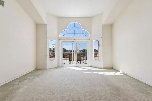 638 Cantara Lane, Vista, CA 92081