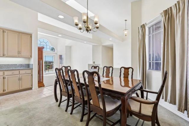 638 Cantara Lane, Vista, CA 92081