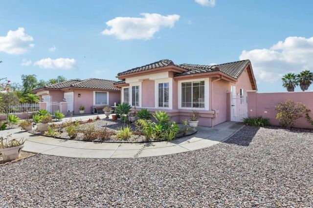 638 Cantara Lane, Vista, CA 92081