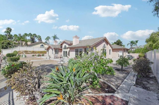 638 Cantara Lane, Vista, CA 92081