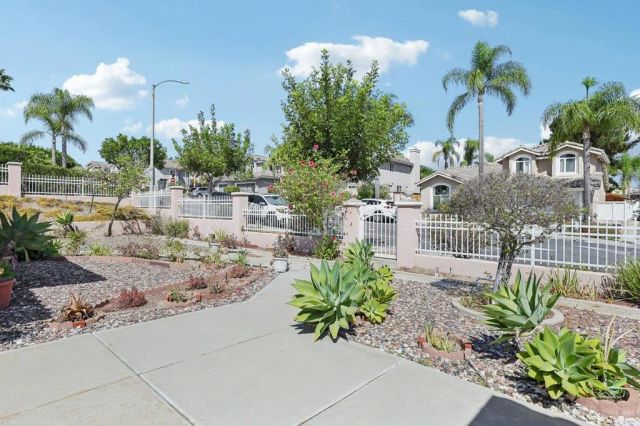 638 Cantara Lane, Vista, CA 92081