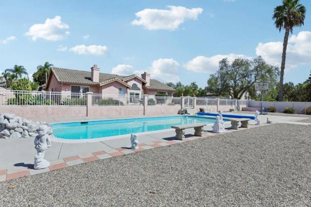 638 Cantara Lane, Vista, CA 92081