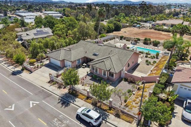 638 Cantara Lane, Vista, CA 92081