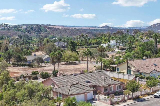 638 Cantara Lane, Vista, CA 92081