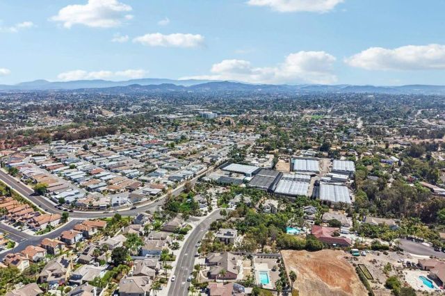 638 Cantara Lane, Vista, CA 92081