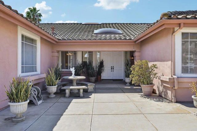 638 Cantara Lane, Vista, CA 92081