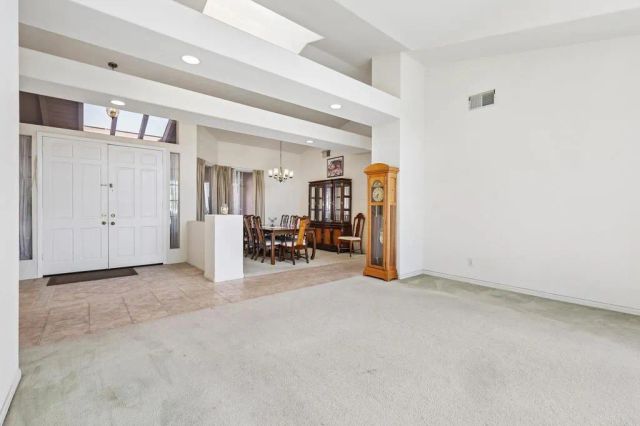 638 Cantara Lane, Vista, CA 92081