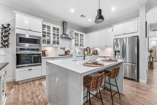 25127 E Tara Plantation Drive E, Tomball, TX 77375