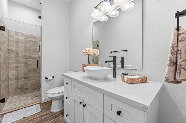 25127 E Tara Plantation Drive E, Tomball, TX 77375