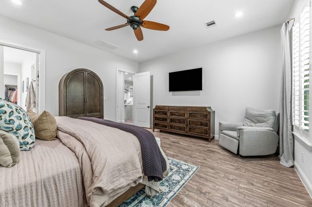 25127 E Tara Plantation Drive E, Tomball, TX 77375