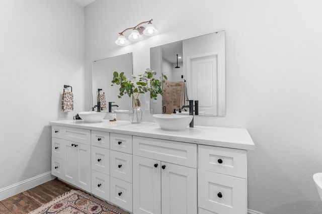 25127 E Tara Plantation Drive E, Tomball, TX 77375