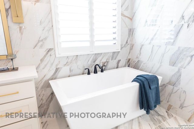 117 Barton Creek, Boerne, TX 78006