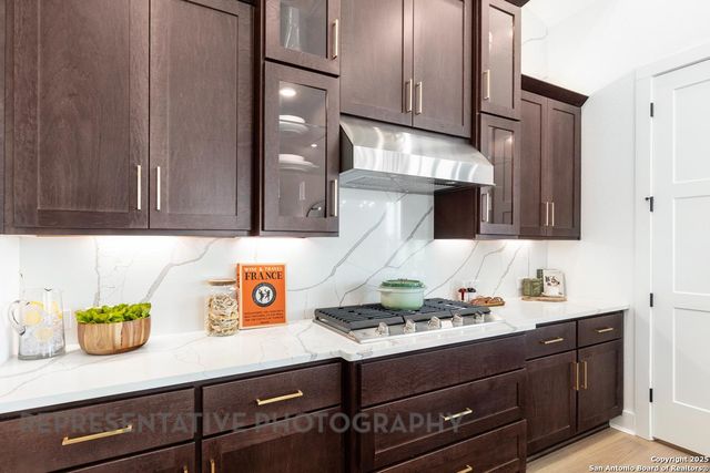 117 Barton Creek, Boerne, TX 78006