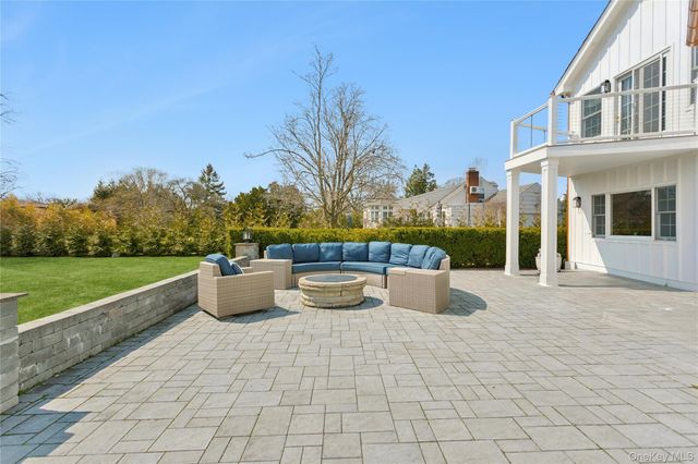 315 Hewlett Neck Road, Hewlett Neck, NY 11598