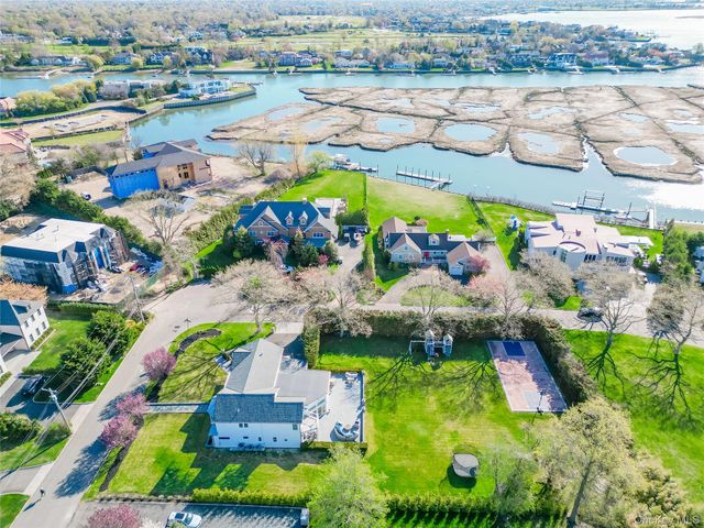 315 Hewlett Neck Road, Hewlett Neck, NY 11598