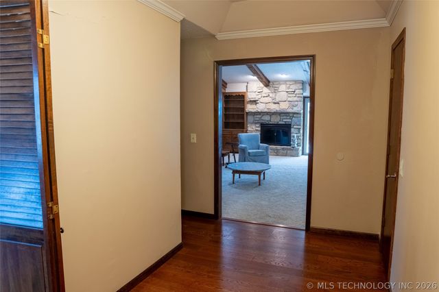 8212 S 74TH East Avenue, Tulsa, OK 74133