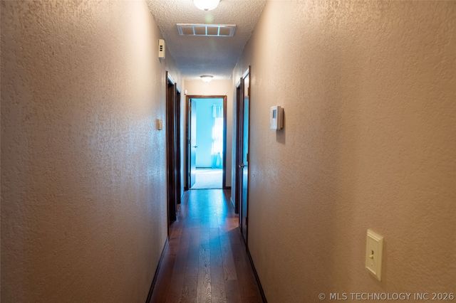 8212 S 74TH East Avenue, Tulsa, OK 74133