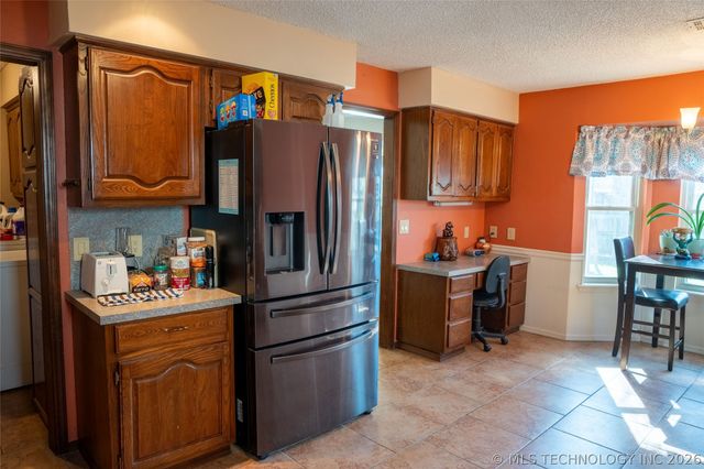 8212 S 74TH East Avenue, Tulsa, OK 74133