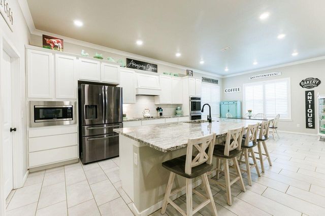 1808 144th Street, Lubbock, TX 79423
