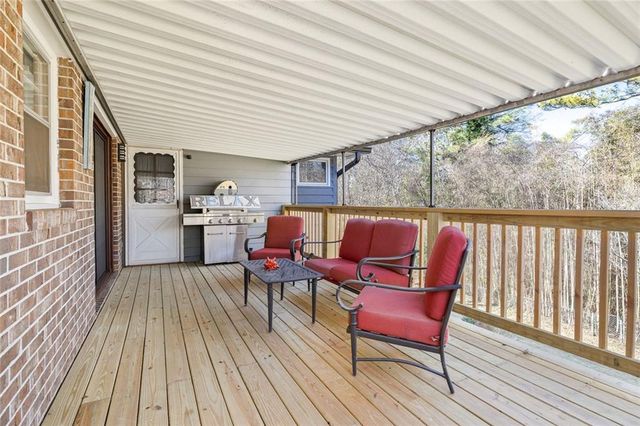 344 Holly Drive, Gainesville, GA 30501