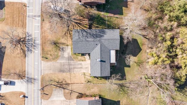 344 Holly Drive, Gainesville, GA 30501