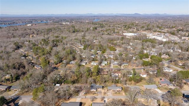 344 Holly Drive, Gainesville, GA 30501