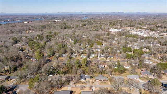 344 Holly Drive, Gainesville, GA 30501