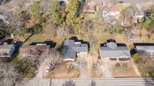 344 Holly Drive, Gainesville, GA 30501