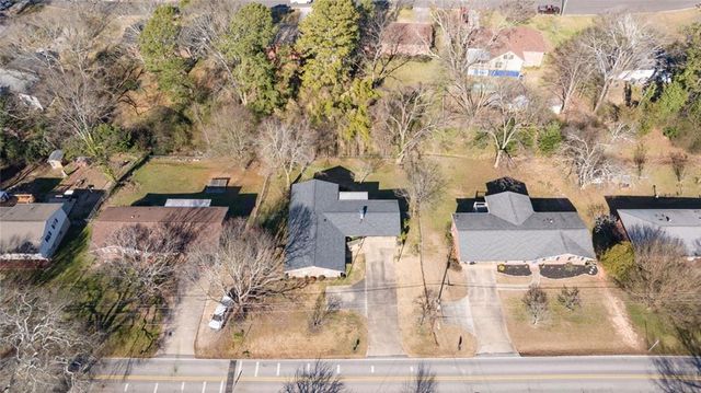 344 Holly Drive, Gainesville, GA 30501