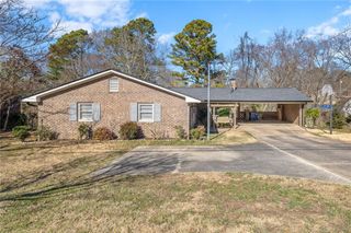 344 Holly Drive, Gainesville, GA 30501