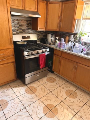5658 S Kolin Avenue 1, Chicago, IL 60629