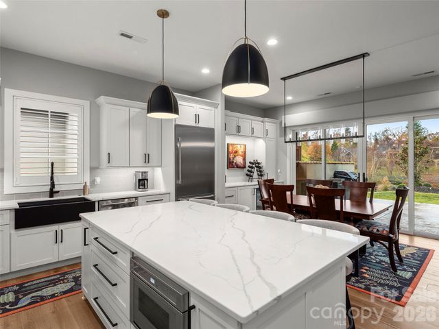 11 Haverhill Way, Arden, NC 28704