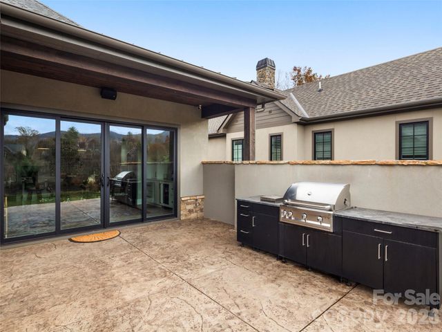 11 Haverhill Way, Arden, NC 28704