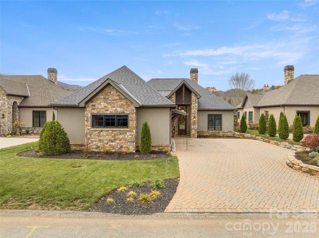 11 Haverhill Way, Arden, NC 28704