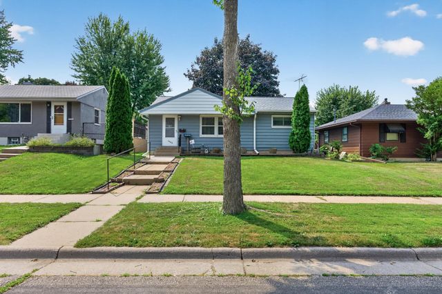 1586 Idaho Avenue E, Saint Paul, MN 55106