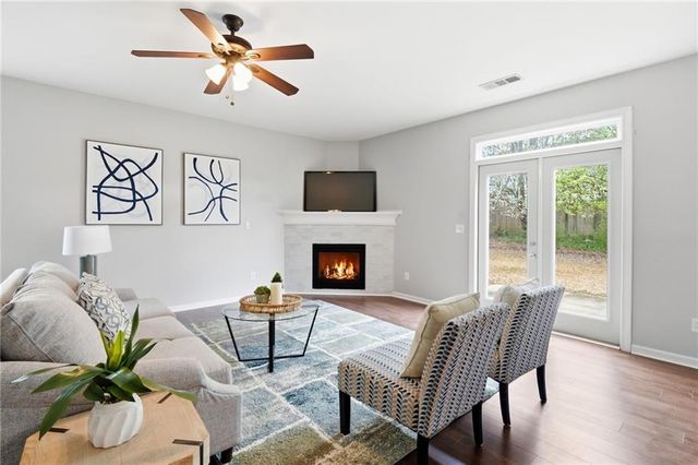 5425 Fieldfreen Drive, Cumming, GA 30028