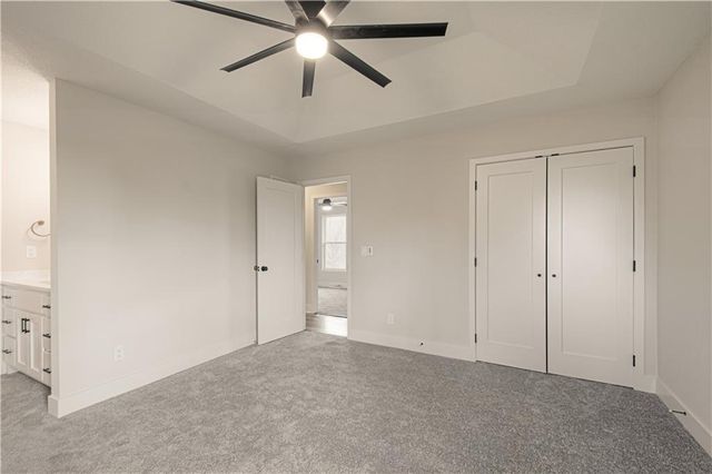 14401 NW 67th Street, Parkville, MO 64152
