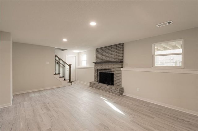 14401 NW 67th Street, Parkville, MO 64152