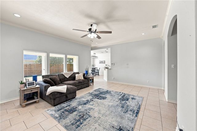 3614 Topaz Ct, Corpus Christi, TX 78414