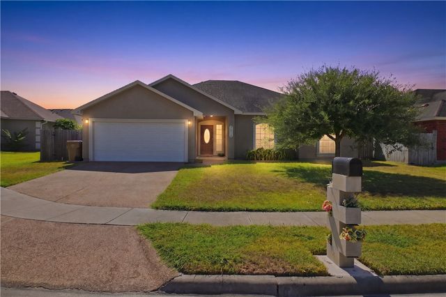 3614 Topaz Ct, Corpus Christi, TX 78414