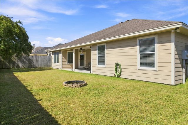 3614 Topaz Ct, Corpus Christi, TX 78414